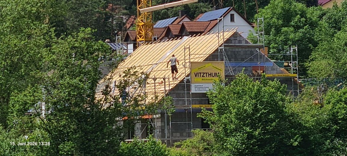 Nowoczesny, nowo wybudowany dom w zabudowie bliźniaczej wśród zieleni. Szybki dojazd do Norymbergi, Bayreuth i Pegnitz – Bautenstand Süd-Ost Ansicht