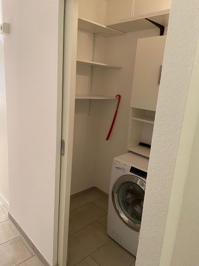 Komplett sanierte 1-Zimmer Wohnung – Abstellraum