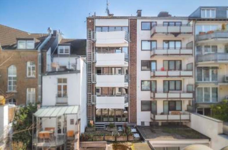 Möbliertes Zimmer in neuer 2er-WG, Erstbezug nach Renovierung, Zentrum Aachen – Rückansicht