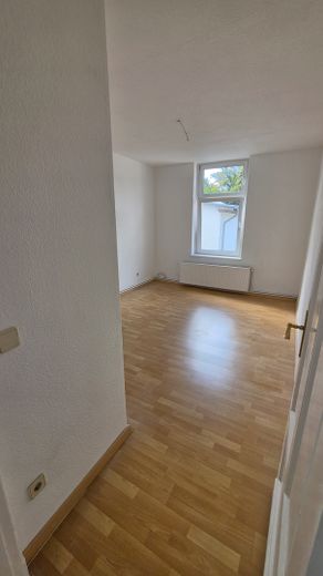 Modern Period Property on Lake Flakensee – 3 Rooms with Communal Garden – Schlafzimmer