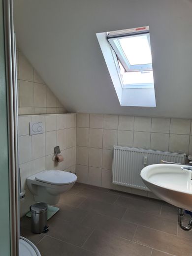 -RESERVIERT- Wohn- und Geschäftshaus, als Dreifamilienhaus geeignet – Foto 13