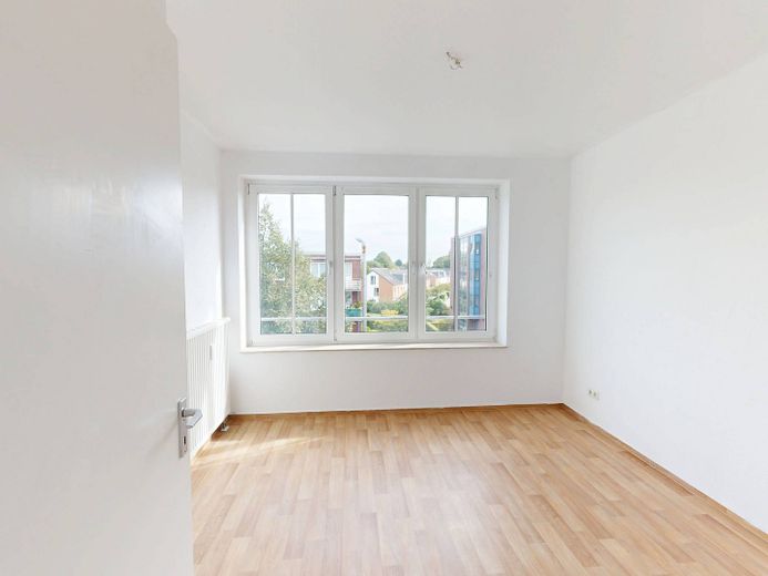 ** Helle 4-Zi.-Whg. mit BALKON und EBK in Rahlstedt ** – Schlafzimmer I