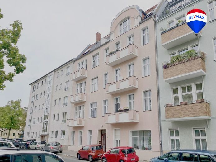 Provisionsfrei: Bezugsfertige, moderne 2-Zimmer-Wohnung mit Balkon &amp; Fahrstuhl  in Berlin Spandau – Außenansicht Gebäude