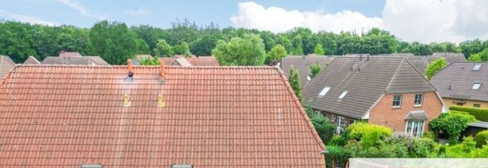 IMMOBERLIN.DE - Schönes frei werdendes Haus mit Südwestgarten in familienfreundlicher Lage
