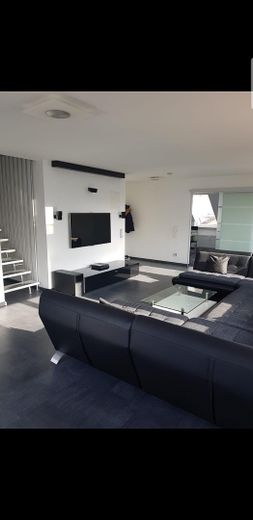 Wohnzimmer in Richtung Küche