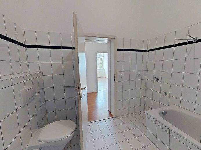 Ferah 3 odalı daire, BALKON ve mutfak ile – Ansicht II: Bad