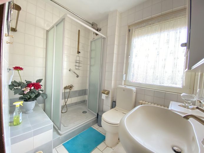 Badezimmer im OG
