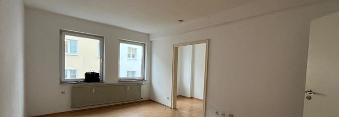 Zimmer 1 mit Zugang zur Küche