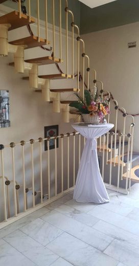 Residential and commercial building (inn-cafe-bar) with expansion possibilities (PRICE VHB) – Photo 12