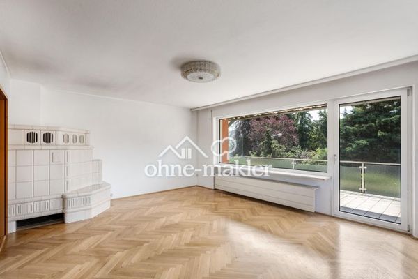 Stilvolle 3-Zimmer-Wohnung mit Fischgrätparkett, XL-Balkon & Kachelofen +++ provisionsfrei +++