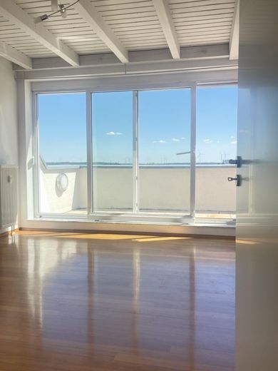 Galeriewohnung zum Wohlfühlen mit schöner Aussicht. Licht. Weite. Natur. – Wohnen mit Aussicht