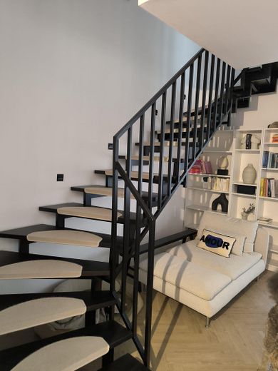 Treppe zum Obergeschoss