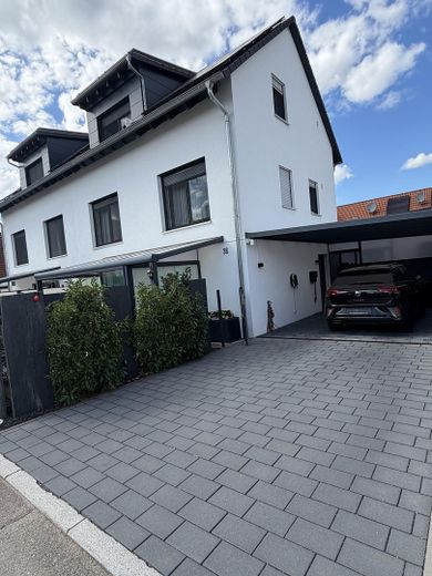 Moderne Doppelhaushälfte in Ebersbach/Sulpach – Foto 3