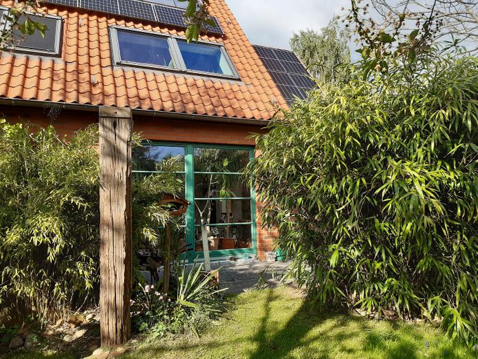 Ökologisch nachhaltiges Niedrigenergiehaus - gesund wohnen mit Lehm – Terrassentür