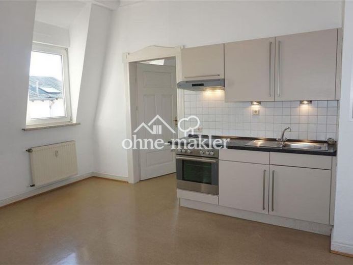 Wunderschönes helles Altbauappartement mitten in Trier mit Stuckdecken und Einbauküche – Foto 1