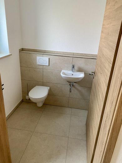 Doppelhaushälfte,KFW 40,Zinsgünstiges KFW Darlehen,PV-Anlage mit Speicher. – WC
