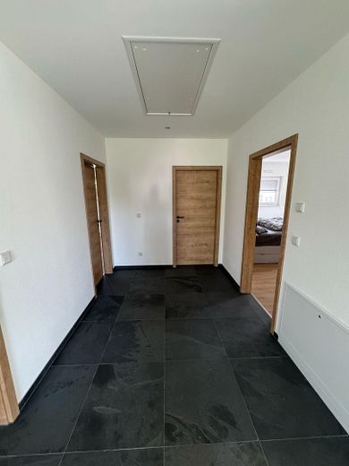Tolle DHH in einer weitläufigen Lage – Foto 16