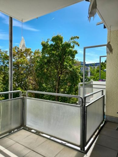 2-kamerappartement (gemeubileerd) met balkon en lift in Stuttgart-Noord / Centrum, nabij Milaneo – Südbalkon