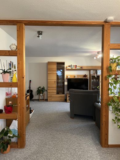 Helle 2-Zimmer Dachgeschosswohnung in Großenseebach mit großem Balkon - BITTE KEINE MAKLERANFRAGEN – Wohn- / Essbereich