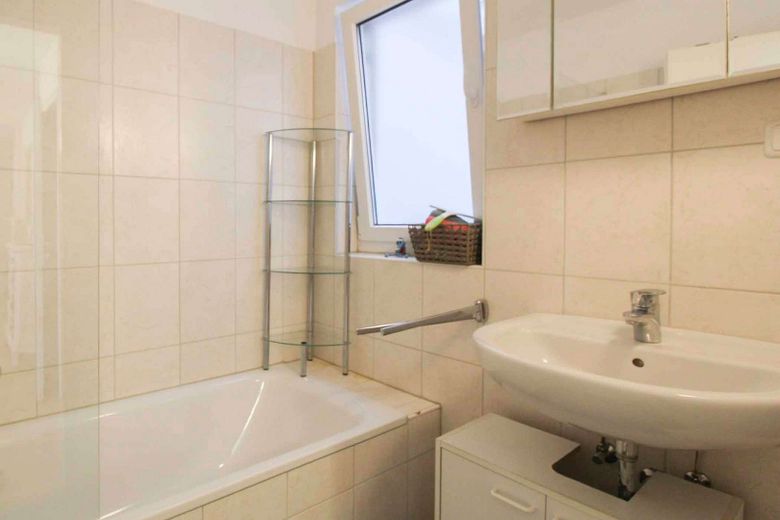 Splendido appartamento di 3 locali con balcone soleggiato – Foto 3