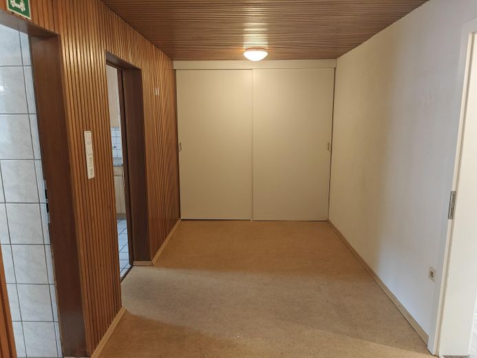 Helle Gewerbefläche in Gunzenhausen Top-Zustand, flexible Nutzung & eigene Parkplätze Provisionsfrei – Foto 24