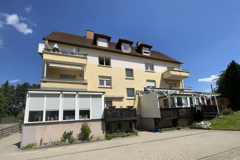 Appartamento di proprietà con 3 locali e 2 balconi, subito disponibile, a Memmingen – Foto 1