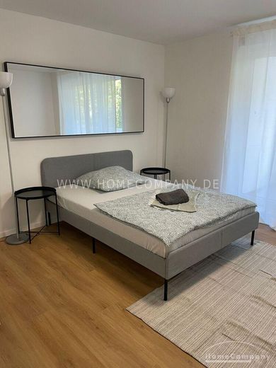 4,5-Zimmer-Wohnung mit Balkon in Oberföhring – 9219aaed779d23efb02cd3187e04b2d7054c1c70.jpg