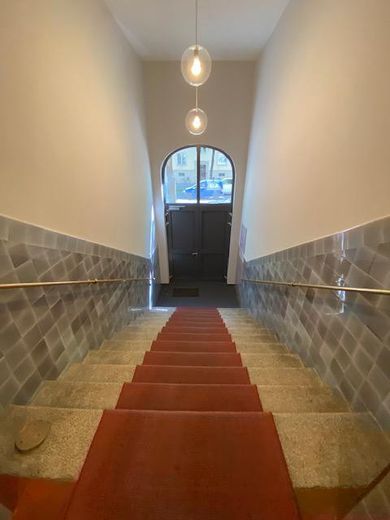 Vicino a Prinzregentenpl., splendido appartamento di 4,5 locali in edificio d’epoca ad Alt-Bogenhausen + cucina abitabile, zona pranzo e balcone! – Zugang Haus