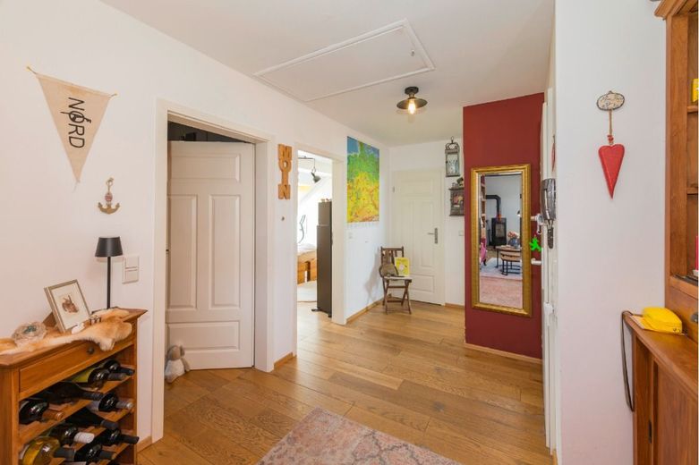 Top wohlfühl DG ETW Wohnung mit Stellplatz nahe der Fußgängerzone Dortmund-Hombruch – Flur Bereich 2