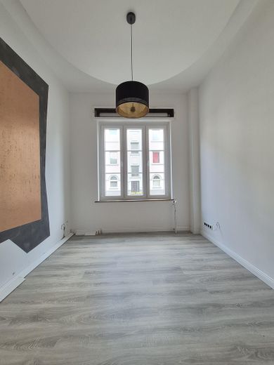 Mehrfamilienhaus, Dreifamilienhaus mit Loft Charakter u. Dachterrasse in Krefeld – Gewerberaum / Büro 2