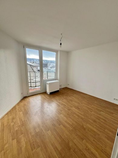 Helle 3-Zimmer-Wohnung mit Terrasse und Balkon auf 70 m²“ – Schlafzimmer