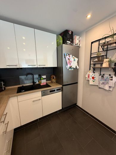 Helle Souterrain-Wohnung mit Terrasse (Südausrichtung) – Foto 3