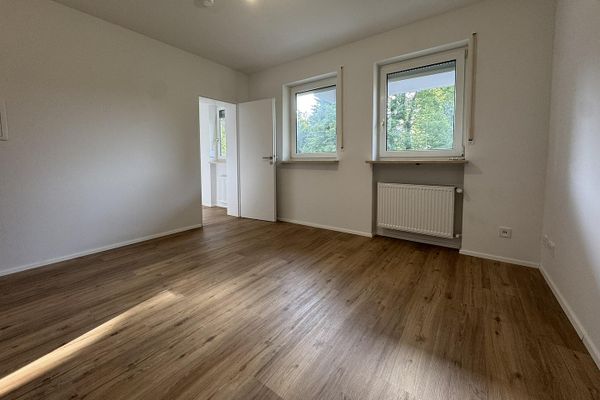Z udziałem w ogrodzie | Pierwsze zamieszkanie po remoncie – jasne mieszkanie 1,5-pokojowe w Monachium-Giesing +++