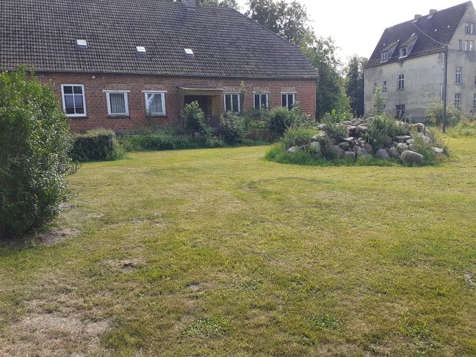 Baugrundstück 1220 m² erschlossen Mischgebiet ostseenah wohnen und arbeiten im Grünen – Ansicht von Nord