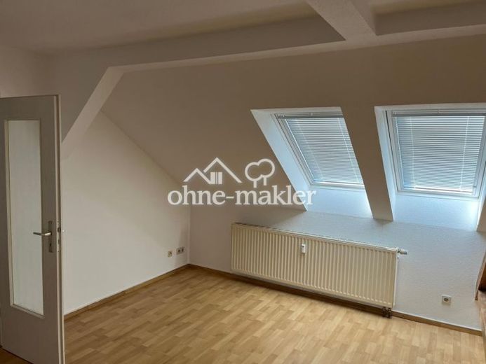 Lichtdurchflutete Dachgeschosswohnung mit Charme – Wohnen im beliebten Leipzig-Kleinzschocher – Foto 1