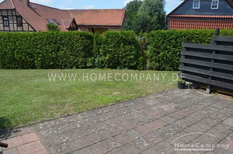 Großes Haus, möbliert, 6 Zimmer, Terrasse /Garten, Balkon, geeignet für bis zu 6 bis 8 Personen. – 95f7386daa416742c2f1bfac0316cd0945bdb559.jpg