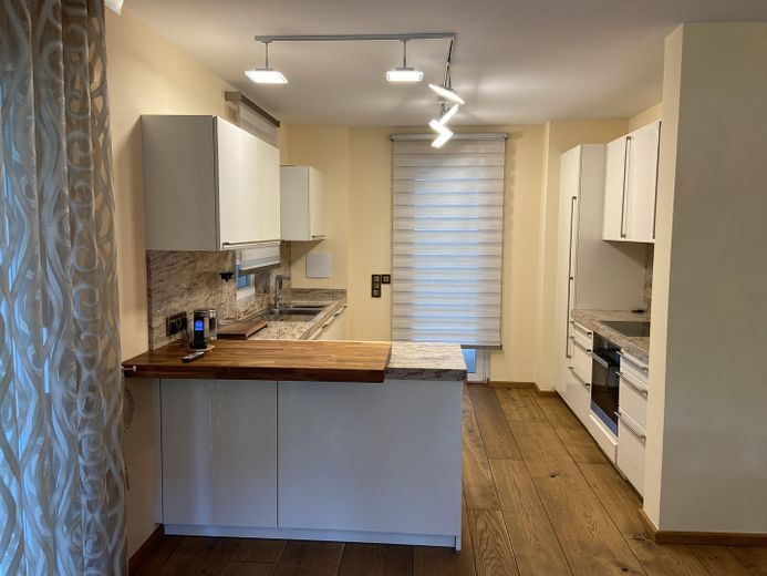 Premium condominium in a prime location in Baden-Baden – 4 rooms | 134.85 m² | immediately available – Küche