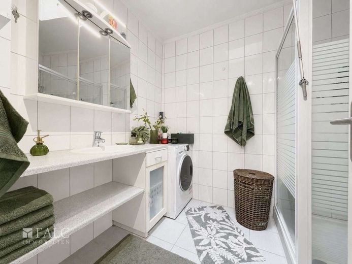 Gepflegtes Einfamilienhaus in zentraler Lage von Geilenkirchen – Badezimmer