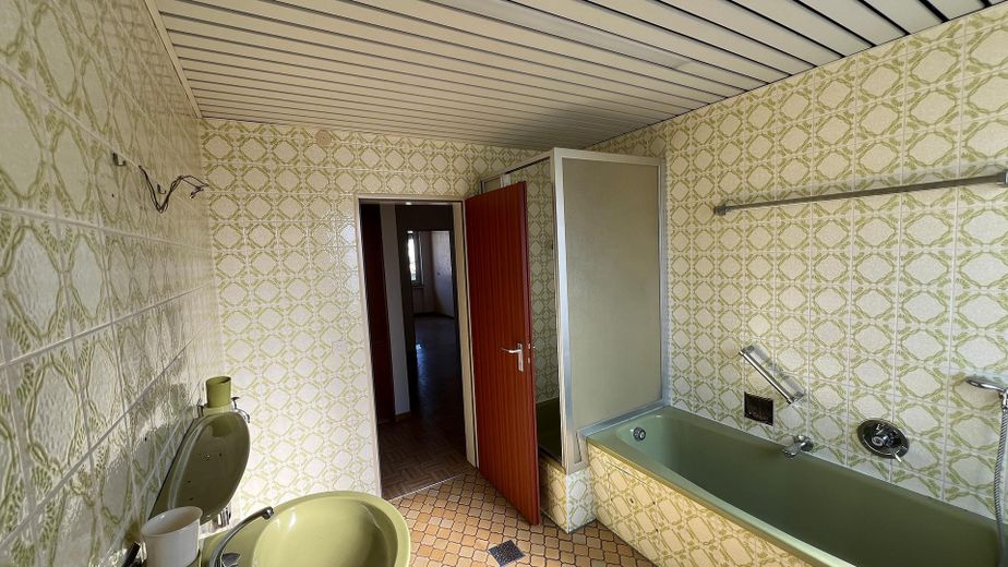 klimatisierte - 3-Zimmer Wohnung (OG) - mit Balkon in Andernach – vor der Sanierung - 2024