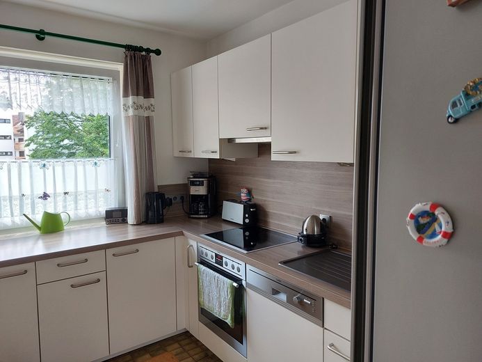 Große 3-ZKB Wohnung - Stadtbergen Top Lage - 2 Garagen 2 Kellerräume – Foto 3