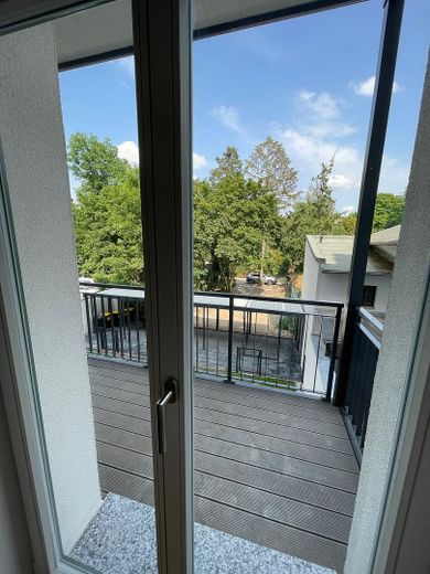 Appartamento di 3 locali appena ristrutturato con ampio balcone – Foto 2