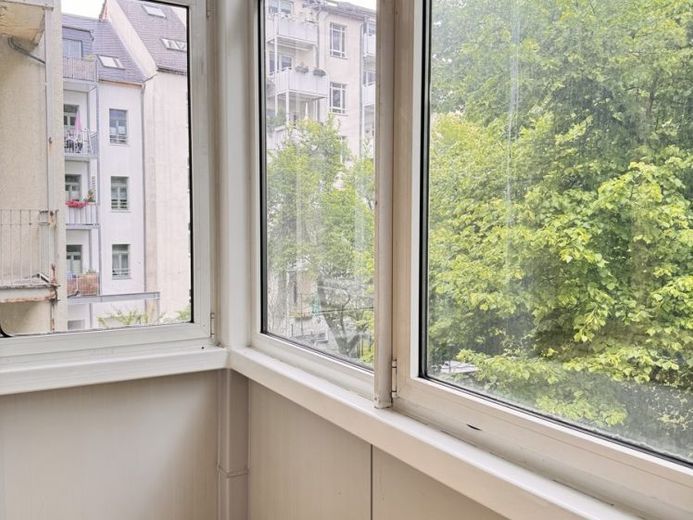 WG´s & Familien aufgepasst! TRAUMHAFTE 3-RAUMWOHNUNG mit WINTERGARTEN! – Foto 1
