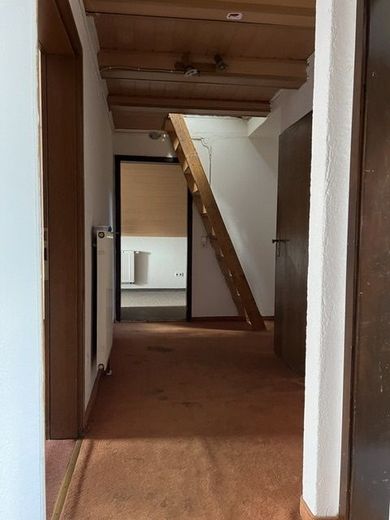 2 Zi.DG- Whg.im 3 Fam.Haus mit Gartennutzung zur Miete in Giengen a.d.Brenz – WHG0242_Flur