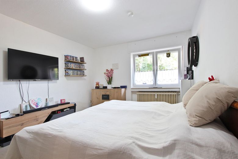 Attraktive 3-Zimmer Wohnung mit eigenem Garten – Foto 3