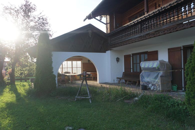 Großes Haus/Mehrgenerationenhaus in Huglfing von privat – Terrasse und Freisitz