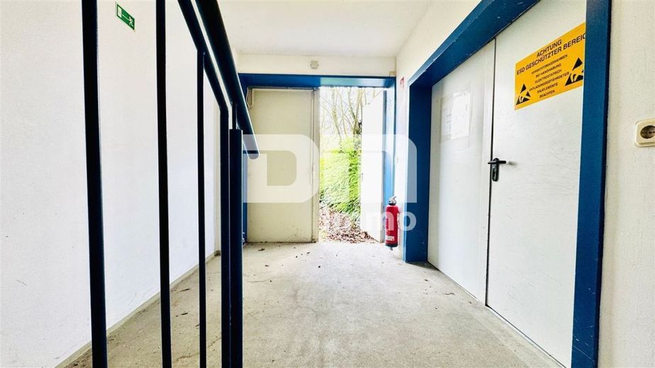 Vielseitiger Gewerbekomplex Halle + Büro / Freifläche - Top Infrastruktur direkt am A44 / A49 Kreuz – KG Zufahrt Halle 1 / Halle 2 unter Haupthalle