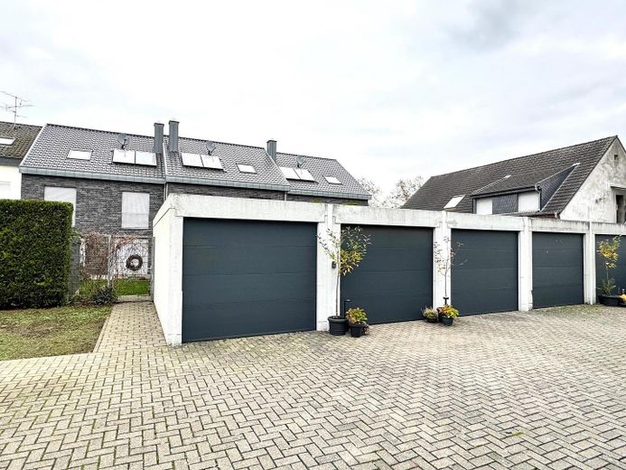 Garagenhof Rückseite