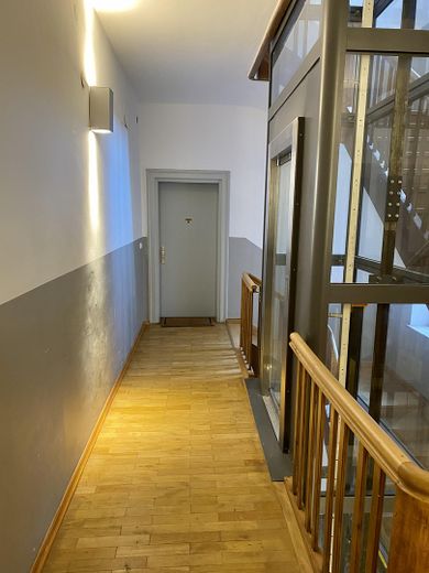 2 Zi - sanierter Altbau - ruhig, gut geschnitten und unbefristet - Küche/Balkon - 2.OG mit Aufzug – Foto 17
