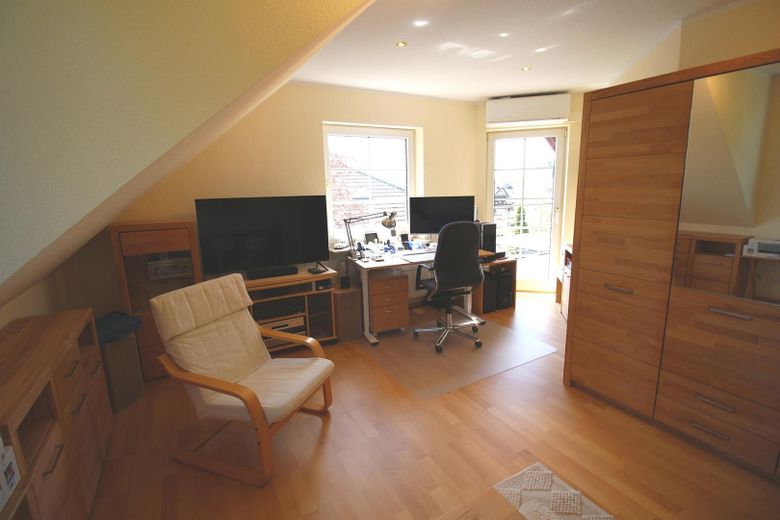 Kinder-/Arbeitszimmer OG