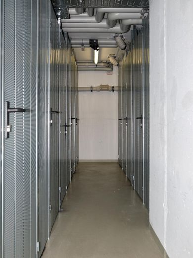 *PROVISIONSFREI* Hochwertige Erdgeschoss-Terrassenwohnung in Bestlage Maxhofstraße - Fürstenried – Zugang Kellerabteile